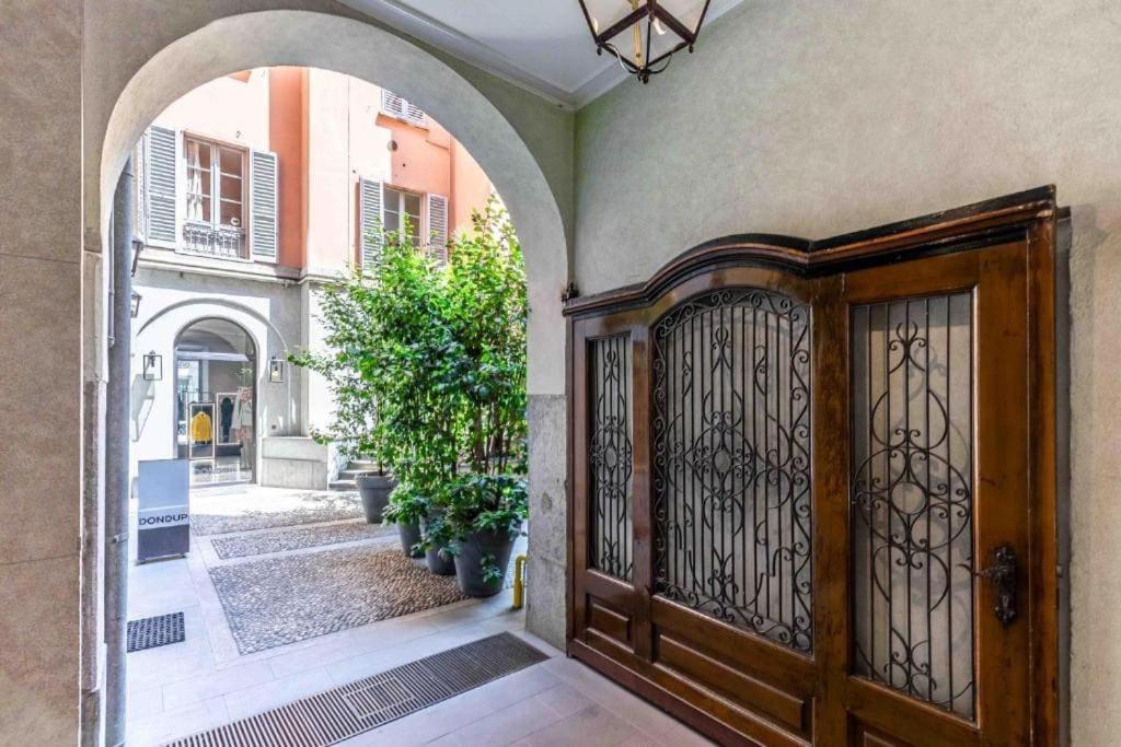 Apartament Loft House Via Della Spiga 50 Mediolan Zewnętrze zdjęcie